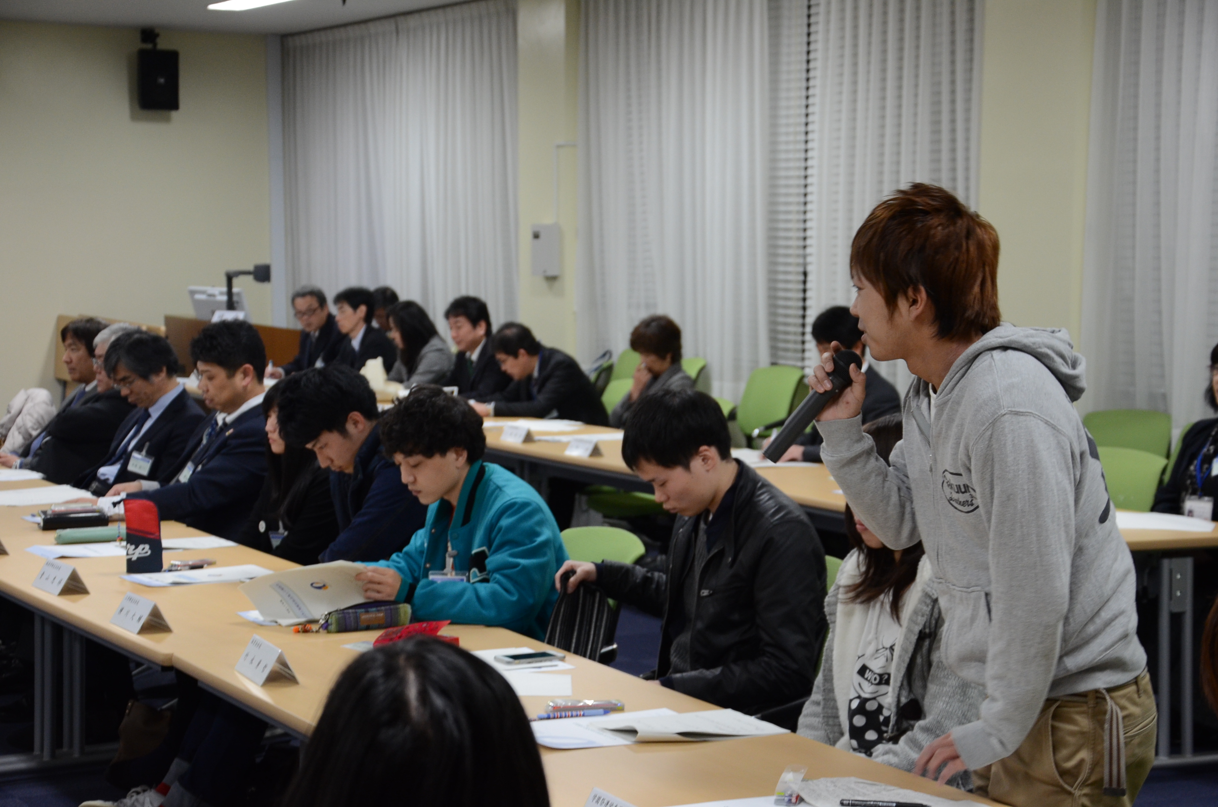 地域と連携した学園祭にしたいと呼びかける学生代表