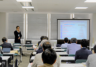 寺坂企画官の講演