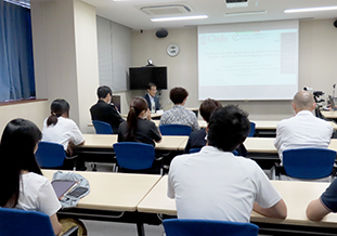 配信会場の様子