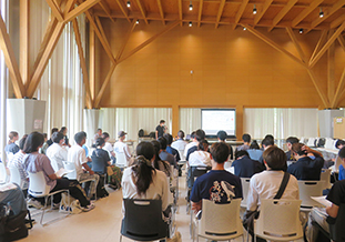 講演会場の様子