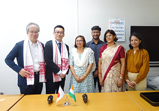 小林理工学部長（左から2番目）への表敬訪問